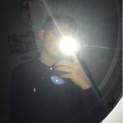 jami3orton4's profile picture. AVFC 🔴🔵🍻