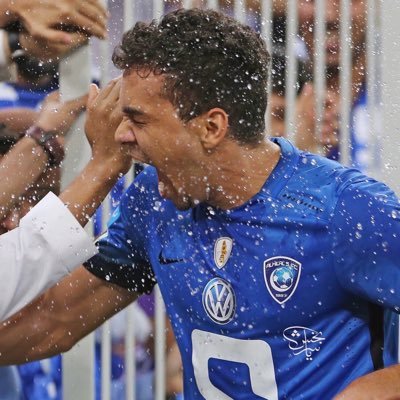اللهم صل عل محمد
