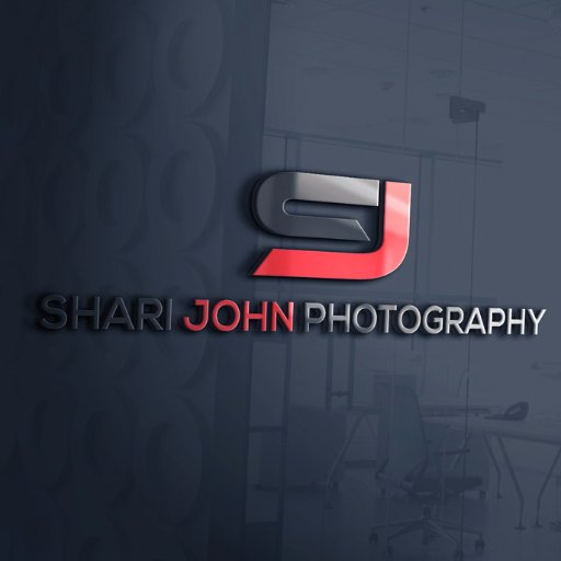 Sport Enthusiast, Traveling photographer, Communication Specialist.