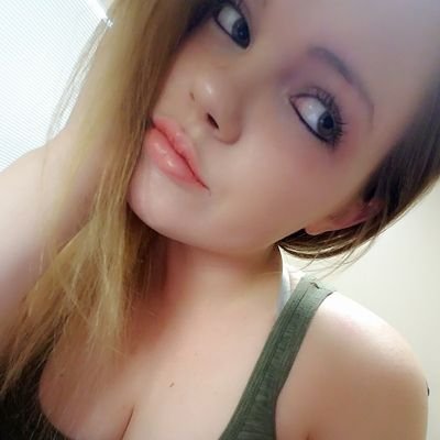 KaylaAbel5's profile picture. Definitely weird, but I'm ok with that. I hike and cook a lot. aircraft mechanic.