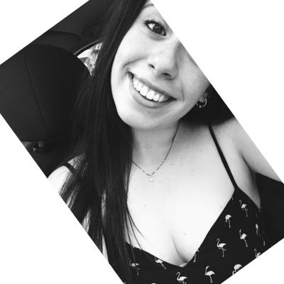 Ahora hay que vivir hasta quemarse.* ☄️⚡️mitad’ • Ig: @elii_pascuual 🌜-UPM-