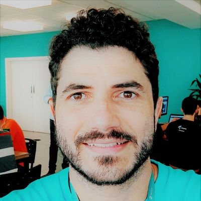 Gestor de times ágeis de desenvolvimento de software.