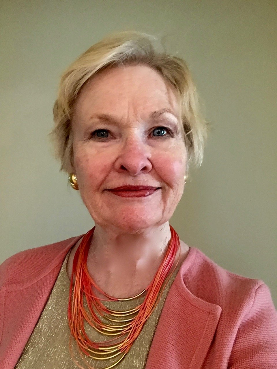 Analyst with Professional Fiduciary Services, LLC; writer, artist & founder of CEO Pathways - an nonprofit consulting firm specializing in interim management.