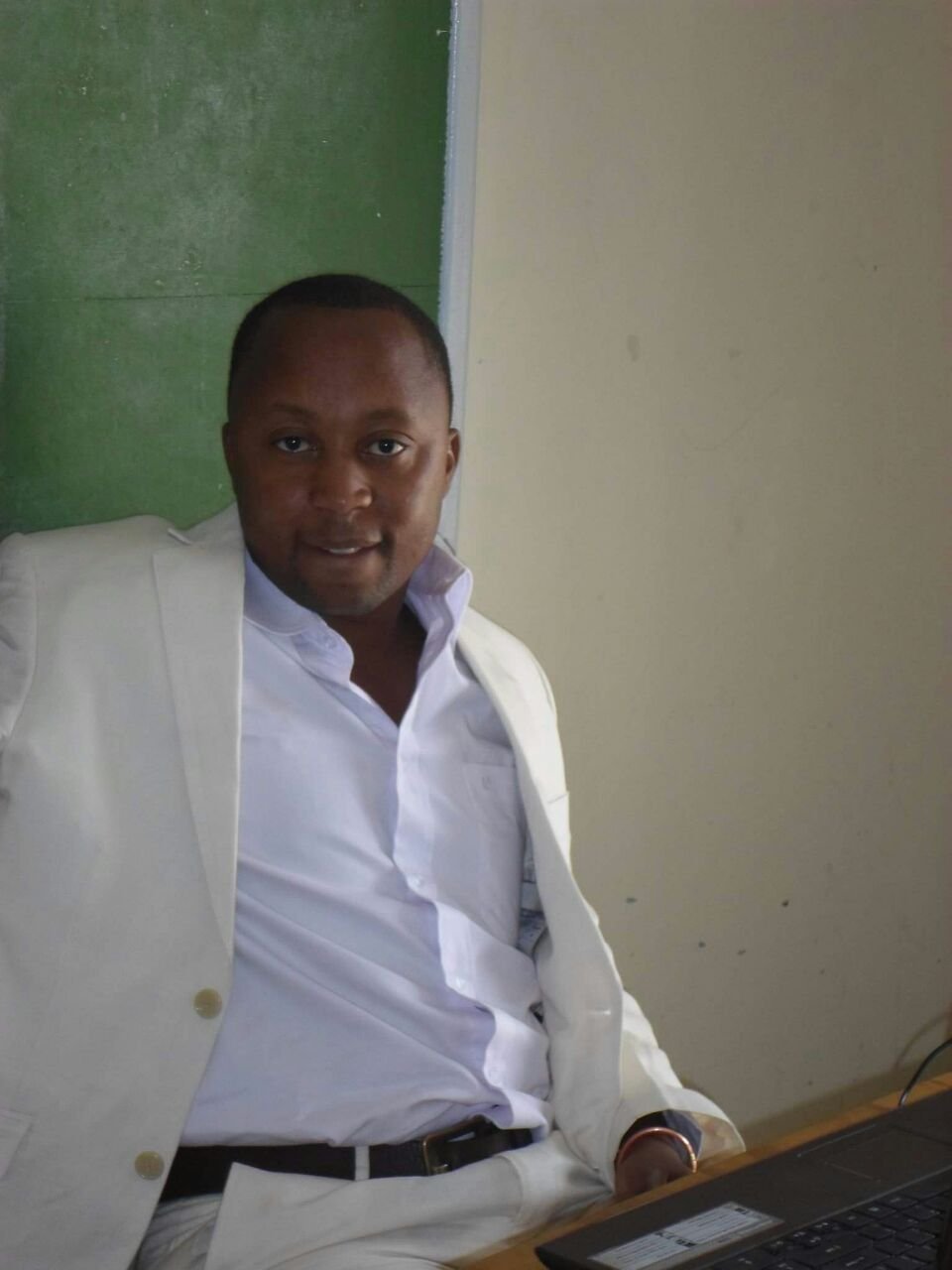 Pelle84S's profile picture. Weird