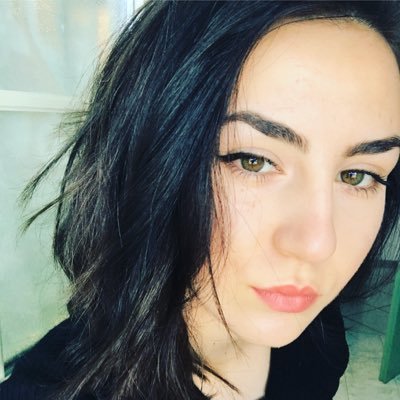 IlariaBucci_'s profile picture. Communication student ✏