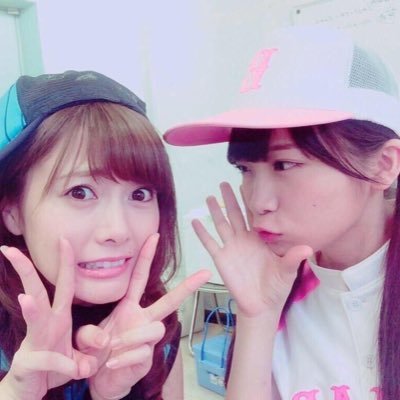 98line 強いて言うなら #shoulders 秋元真夏 桜井玲香 西野七瀬 樋口日奈 与田祐希 キャプのが自分の中ですごくきている。フォローしてください✨ 全ツ神宮2日目、全ツ大阪2日目参戦！next→名古屋個握