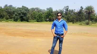 mrayushh's profile picture. 