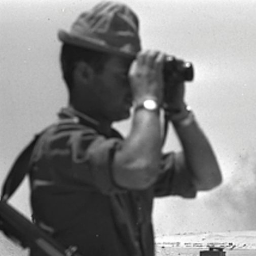 Civil Engineer &reserve paratrooper. Married to @RikkiSadon67. #Jerusalem. 1960s. Live-tweeting the #SixDayWar as part of Project @Tweeting67