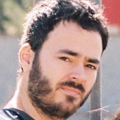 Telecommunications Engineer and Medical Doctor. Founder & iOS developer at @BeewalletApp | Creator of Keepery for iOS