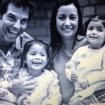 Mama de mi Maida y mi Emi, felizmente casada con mi Eu