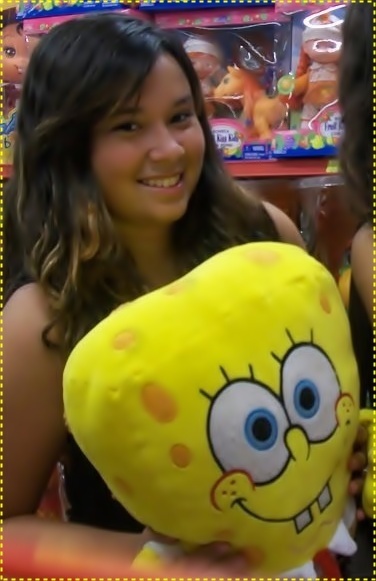 laacrz2's profile picture. Hoje eu acordei com uma vontade de deixar pra lá,todos os problemas que inventei ,ligar pra todas as minhas amigas pra a gente pensar,em alguma coisa pra fazer♫