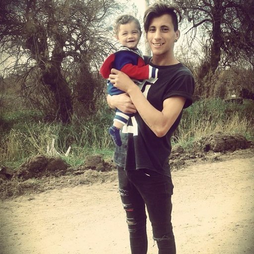 MariihM1's profile picture. la vida se vive al limite , sin punto de salida , ni punto de llegada 😏 ..