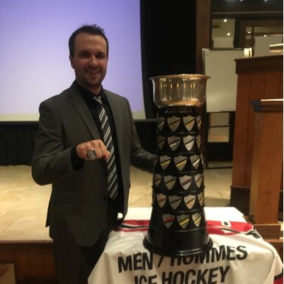 Former Equipment Manager/Asst. Athletic Trainer at UNB Men's University Hockey. 2 X National Champion 2015/2016 - 2016/2017 Back to Back 🥇🥇