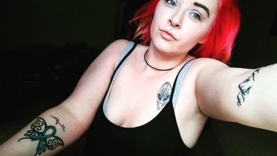 ModifiedxMommy_'s profile picture. Just Here To Tweet ☝