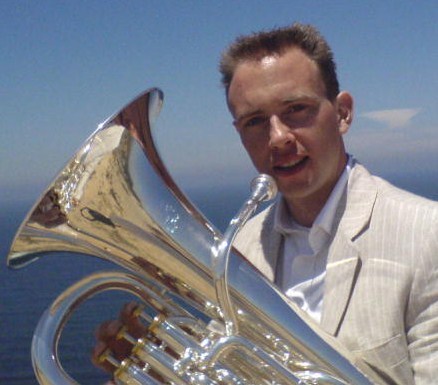Guestprofessor euphonium at the Lemmens Intitute Leuven. Conductor of Stordal and Vatne Horn Musikklag and brass teacher at the Stordal and Haram Kulturskule.