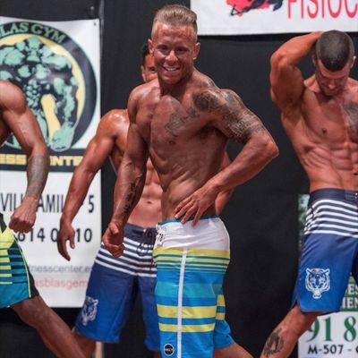 instagram →cristian_ruiz5
Facebook 》cristian ruiz gomez
competidor men's physique AEFF