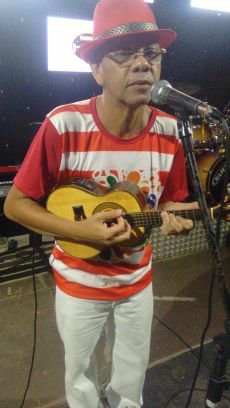 musica está na veia vamos que vamos só no cavaquinho