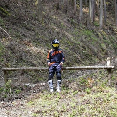 KurettiY's profile picture. GSR250→’13Ninja250SE→スーパーシェルパ→アドレスV125s→？？？/現在原付きのみ/ねこ/釣り始めました/のんびり,ほのぼのツイート/無言フォロー失礼します/follow me/