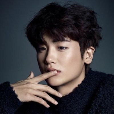 Park Hyung-sik - South Korean Film Actors HD Wallpapers 