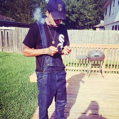 TJBasquiat88's profile picture. Artist/Painter 
Owner of BASQUIILIFESTYLE ; I Am a Daily Fantasy Sports Addict; Sorry, I Only Bet On ⚾ -Pete Rose  #Draftkings #Artjunkie #ColoringBook