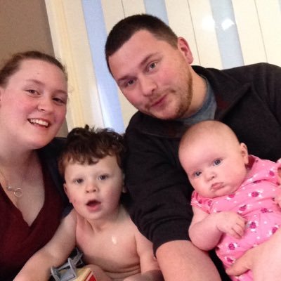 nicolafarrow13's profile picture. 