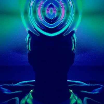 Isay_82G's profile picture. LIVEVILOVEVOLVE