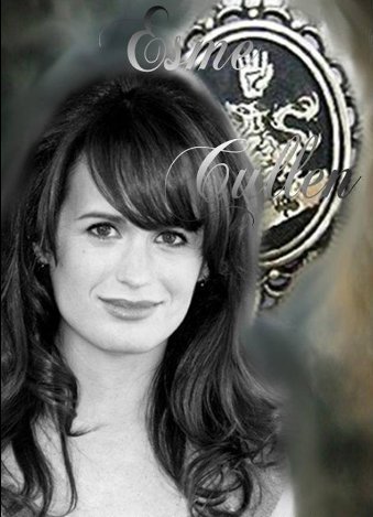 TheSweetEsme's profile picture. [Rated R for some mature content] Devoted wife to @TheDrCullen, avid reader, vegetarian, and loving mother