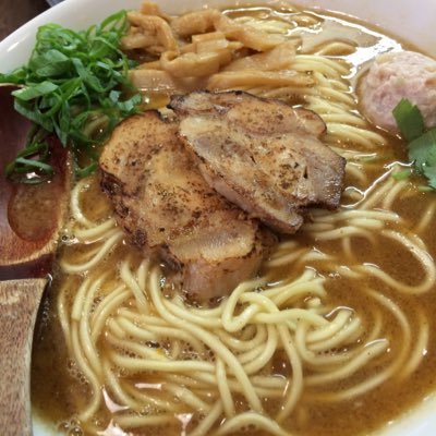 鶏白湯、魚介豚骨ラーメンが好きです。 TikTokはしばらくの間、配信を見にいくのを控えてます。