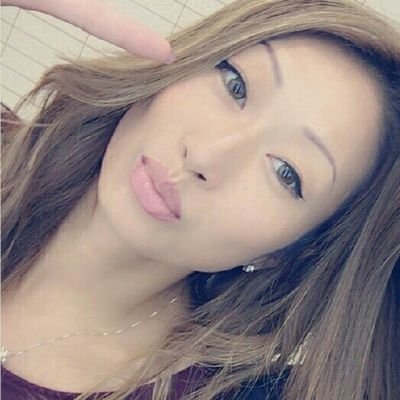 YuliyanhNguyen's profile picture. 💡