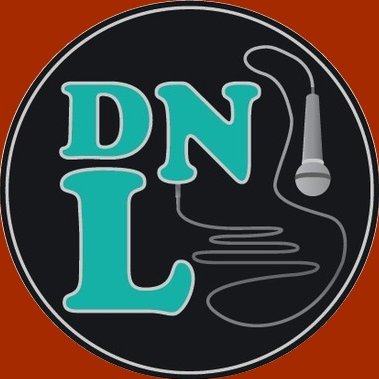 Dark Night Live! is a podcast featuring local Chicago Artists (both native and transplants)