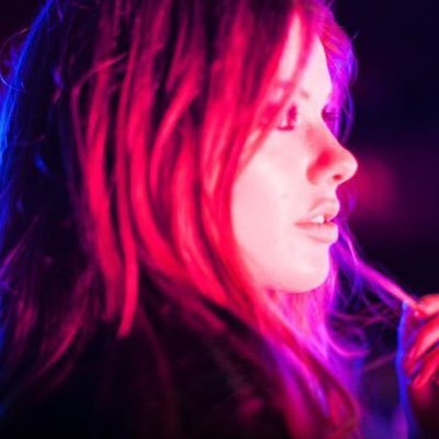 DelilahEinzey's profile picture. hi, I'm miss Know-it-all