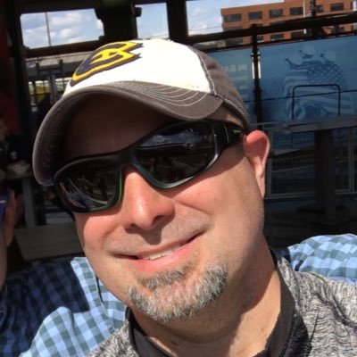 mnryan's profile picture. 4 kids, awesome wife, cool job. Not much to complain about...