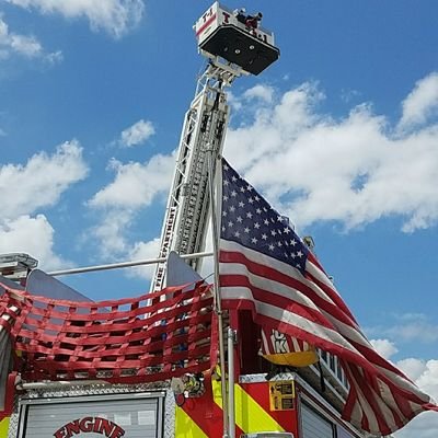 Husband, Father, Firefighter
#veteran #ThunderUP
shout out to @MGS3SHERE he the real MVP