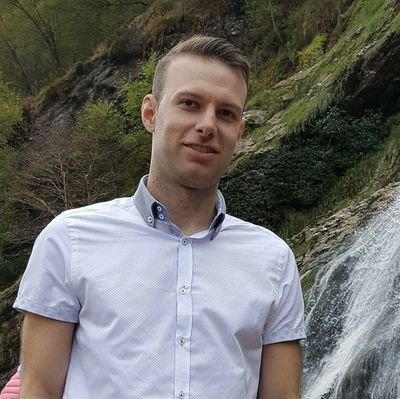 LukeSmith789's profile picture. Graphic Designer & Athlete