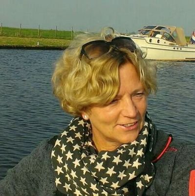 PetraAHoekstra's profile picture. Directiesecretaresse @RaboDrachten | Spin in het web | #accuraat | Theater | Sport | Reizen |