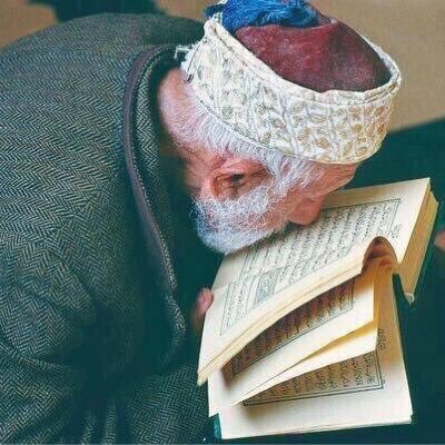 abnhmam's profile picture. هنا أو هناك ،معارك عدة في حرب واحدة.غرب و شرق يسعون لتقسيم المقسم،الطائفية والأقلية أداتهم،والشيعة ركوبهم وأشلائنا و دمائنا وأموالنا وقودهم وغراب إسرائيل ينتظر!