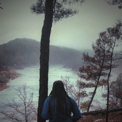 thebarefootsky's profile picture. 