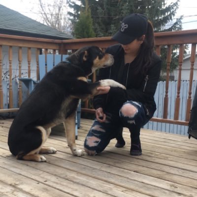 rexanne77's profile picture. 