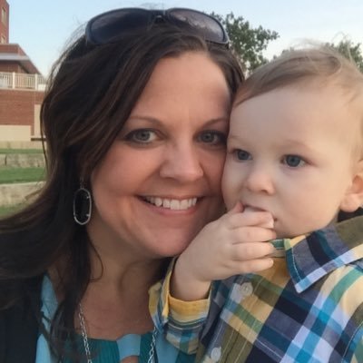 Wife, mother of 4. Pharmacist by day. The rest: #momlife and those few rare moments I can call my own. These things make my life so blessed!