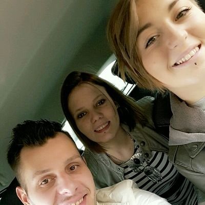 -snap: ro-ro62800
-célibataire
-valentin/laureline