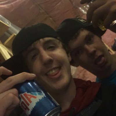 bd_matchett's profile picture. I love Jade Underhill ❤️