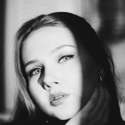 SaraKurkola's profile picture. if your dreams don't scare you, they're not big enough.