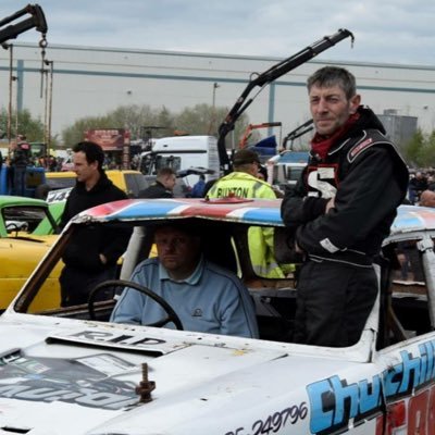 old hasbeen in stox car n banger racing... 1 time rookie banger world champion..loves  watching sprint cars and finding new tracks