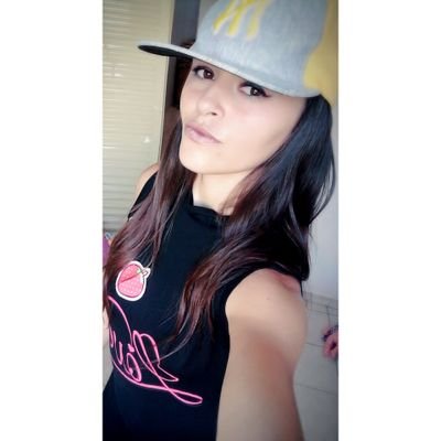 Danyclares18's profile picture. Ceárence_Icó🌞/Aquariana 💙/Amada e Protegida por Deus desde 1993🙏/Amo fotografia 📷/Amo os Animais🐾/Fé no Paí que o inimigo Cai ✌✌