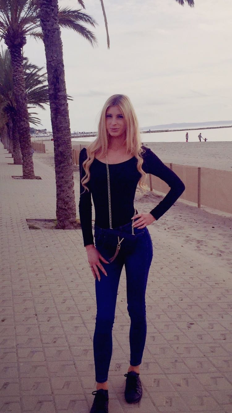 Michelle_gbeer's profile picture. 21jaar oud en altijd geil