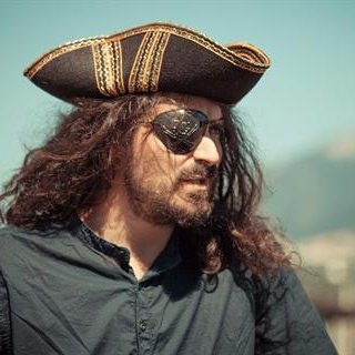 Part-Time Pirate / Full-Time Level-Designer 
Expert Level Designer @ubisingapore