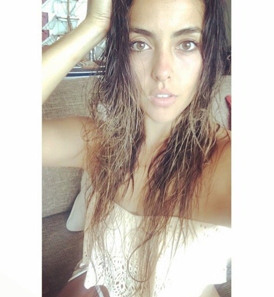 Pez, chaparrita, bailarina frustrada, nutrióloga que come papas con salsa y no perdona el postre, dog lover, Instagram fan, instructora de barré.