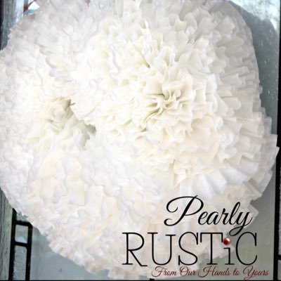 Handmade crafts and decor! 👩🏻‍🎨From Our Hands to Yours!🙌🏻 #pearlyrustic #fromourhandstoyours 🎉