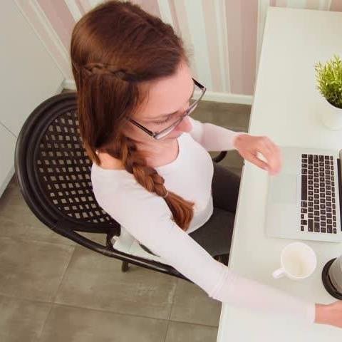 selenanikol817's profile picture. Myself Selena Nikol and i am financial analyst which give payday loans as soon as possible.