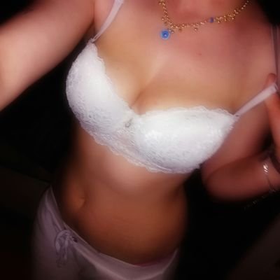 yaş 23 boy 170 kilo 60 balık etli yesil gözlü kendi dairem vardir detayli bilgi için 05428165756 😘
#Bakırköy #ataköy #florya